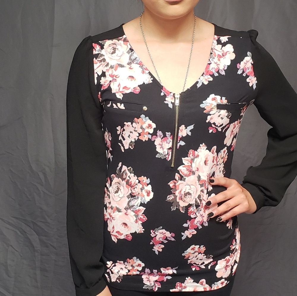 Adorable flower print top